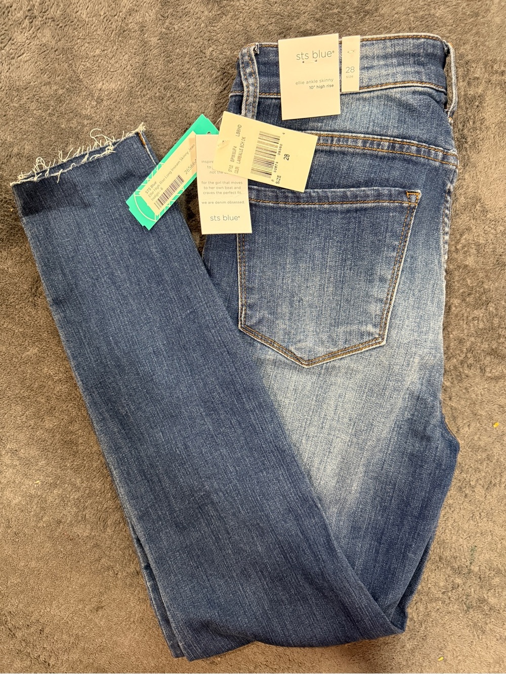 STS Blue Ellie High Rise Long Inseam Skinny Jeans NWT